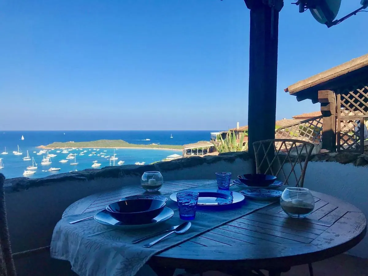 Casa Blue Villaggio Est Capo Coda Cavallo 0*,  Itália